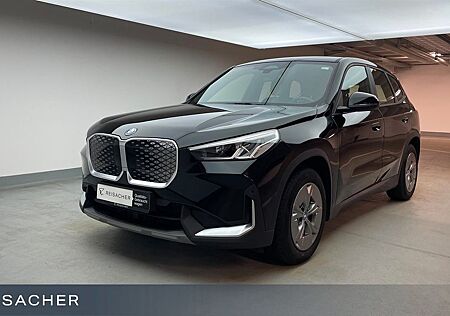 BMW iX1 A XDRIVE30 LCPlus RFK DAB+ Tempomat