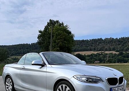 BMW 220i Cabrio Sport Line Sport Line