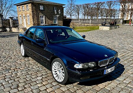 BMW 740i A
