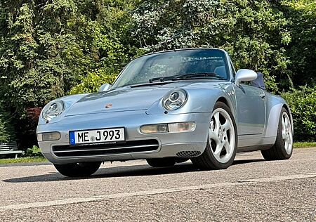 Porsche 993 Carrera 4 Cabriolet Carrera