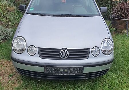 VW Polo Volkswagen 1.2 TÜV Neu