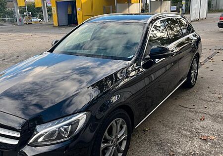 Mercedes-Benz C 250 T AVANTGARDE/9G/LED/PARK.ASIST.SCHECKHEFT