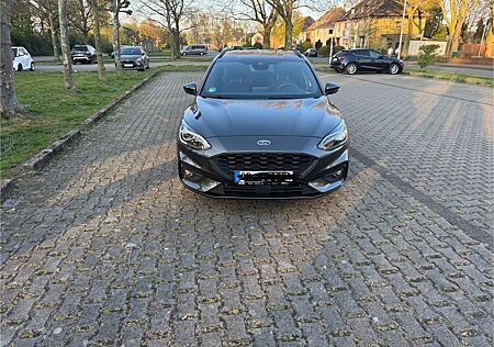 Ford Focus 1,0 EcoBoost Hybrid 114kW ST-Line X Tu...