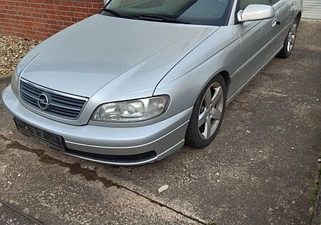 Opel Omega 2.2 16V Selection Selection