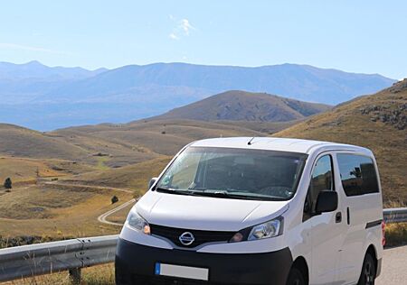 Nissan NV200 DoKa quasi 1. Hand Camper, Handwerk