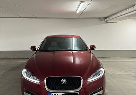 Jaguar XF 3.0 L V6 Diesel S