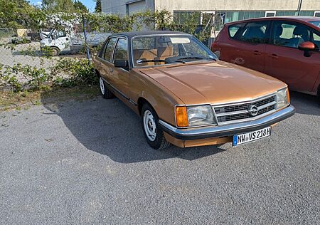 Opel Commodore Berlina 2.5 S