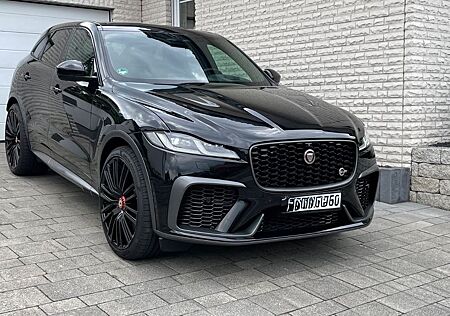 Jaguar F-Pace P550 SVR - PIXEL, HUD, PANO, MERIDIAN, 23