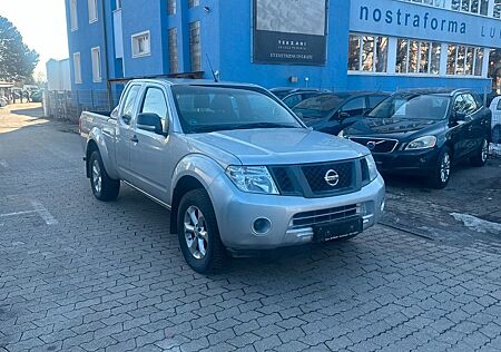 Nissan Navara Pickup King Cab XE 4X4