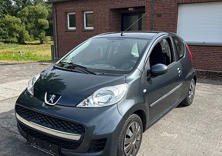 Peugeot 107 TÜV NEU!!