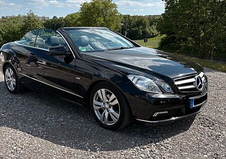Mercedes-Benz E 250 Cabrio BlueEFF. ILS Bi-Xenon, Leder