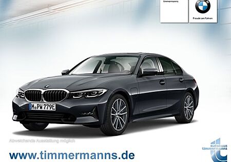 BMW 330e xDrive Sport Line Glasdach HUD LED HiFi
