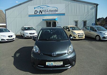 Toyota Aygo (X) Aygo4 türig*Scheckheft*Garantie*Insp.&Tüv neu