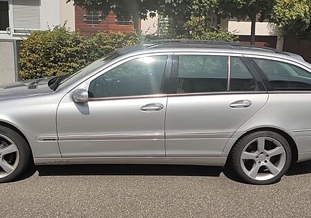 Mercedes-Benz C 200 KOMPRESSOR T ELEGANCE Elegance