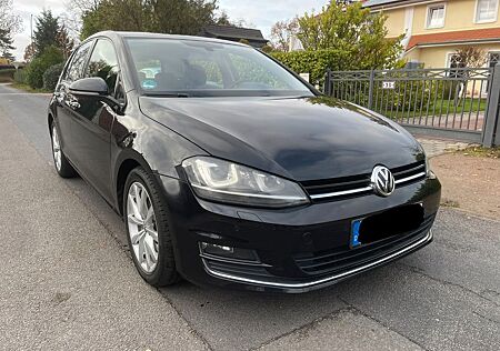 VW Golf Volkswagen 7 2.0 TDI Highline Alcantara Xenon AHK