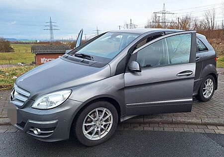 Mercedes-Benz B 200 CDI -