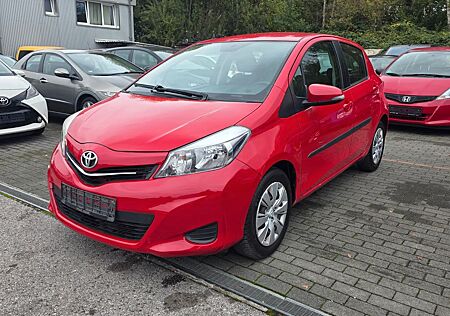 Toyota Yaris Life