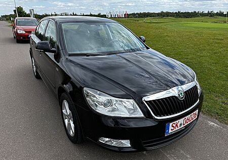 Skoda Octavia Lim. Family*DSG*KLIMAAUTO*TEMPOMAT*XENON