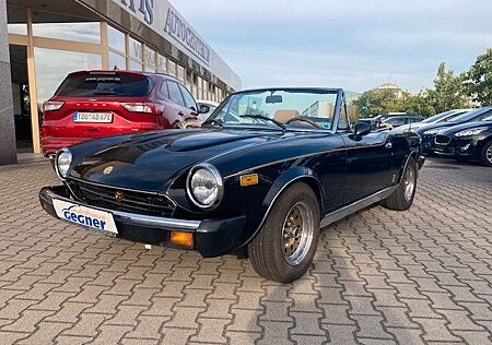 Fiat 124 Spider Cabrio