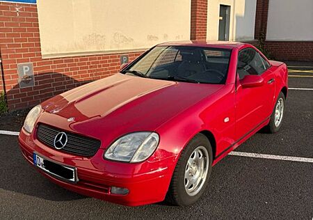 Mercedes-Benz SLK 200 -