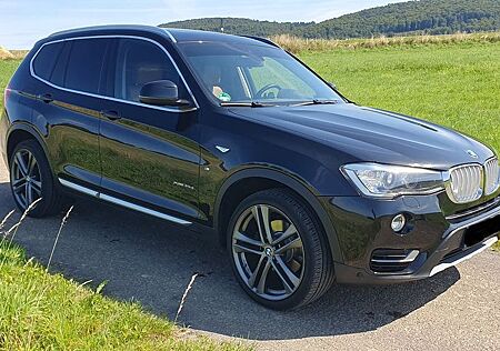 BMW X3 xDrive35d,AHK,Pano,Schaltw.,Sport