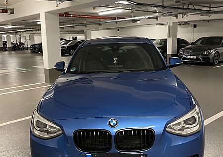 BMW 125d Sportfahrwerk/Sportsitze/Sportautomatik