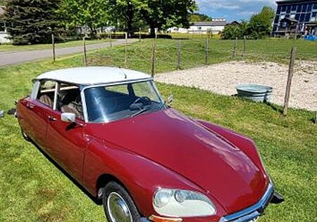 Citroën DS 19