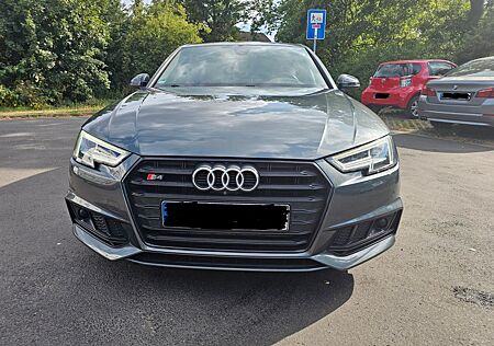 Audi S4 3.0 TFSI tiptronic quattro - PRESTIGE
