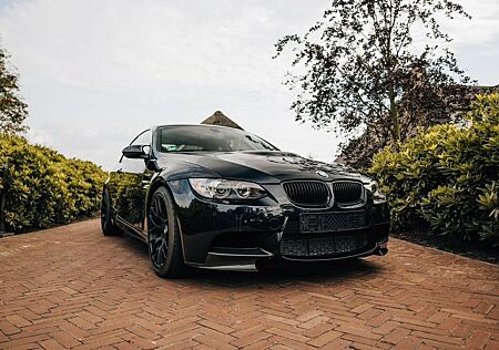 BMW M3 Baureihe Coupe Competition 6000km