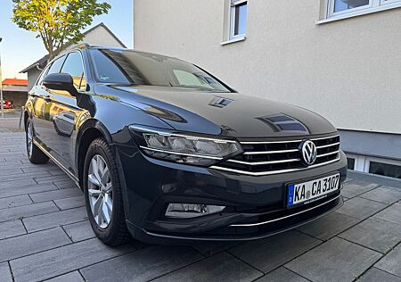 VW Passat Variant Volkswagen 2.0 TDI Headup Memory ParkAss AHK