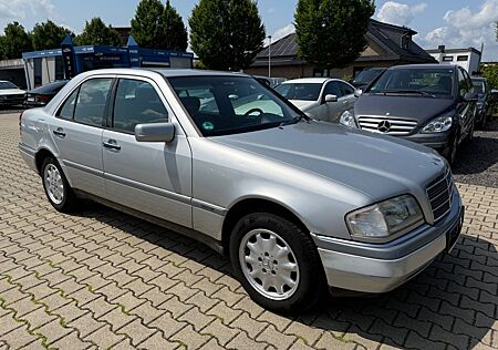Mercedes-Benz C 180 Lim. Elegance Automatik