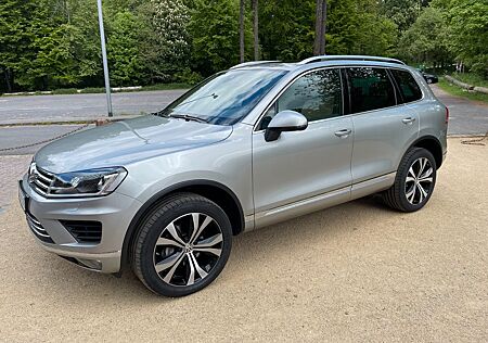 VW Touareg Volkswagen 3.0 V6 TDI SCR Tiptr. Exclusive Excl...