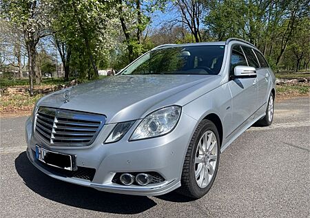 Mercedes-Benz E 250 CDI 4MATIC T BlueEFFICIENCY Autom. -