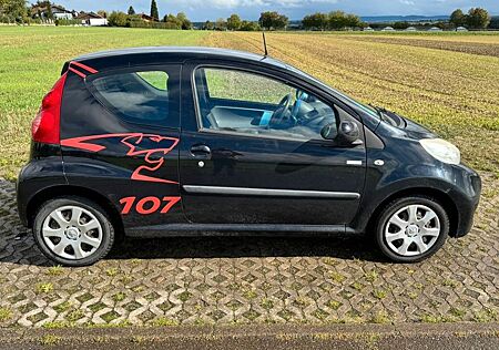 Peugeot 107 Street Racing 70 Street Racing