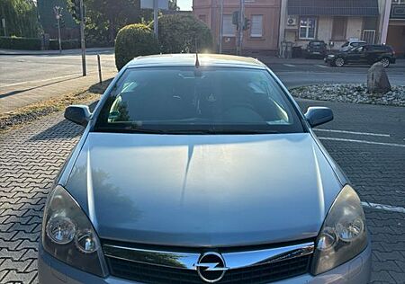 Opel Astra Cabrio 2.2 Linea Rossa Linea Rossa