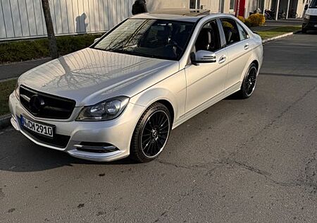 Mercedes-Benz C 200 AVANTGARDE KOMPRESSOR
