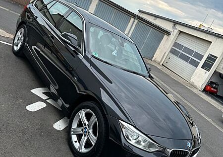 BMW 320d xDrive Touring Sport/Head UP/Xenon/Navi Pro