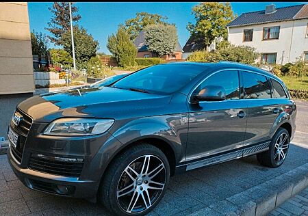 Audi Q7 / / 4,2 TDI / TOP ZUSTAND / TÜV 2027