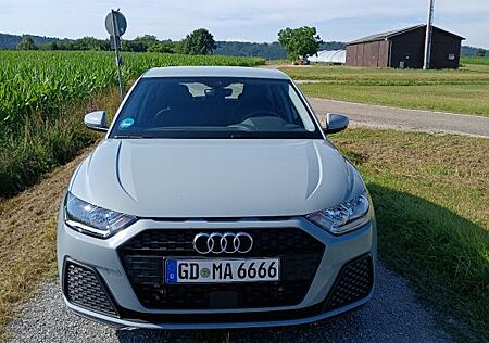 Audi A1 25 TFSI Sportback -