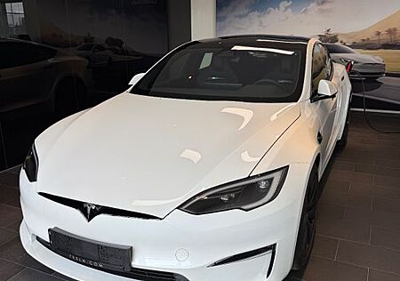 Tesla Model S Plaid