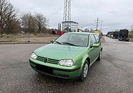 VW Golf Volkswagen 1.4 Comfortline