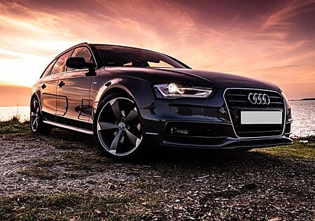 Audi A4 2.0 TDI Avant S line