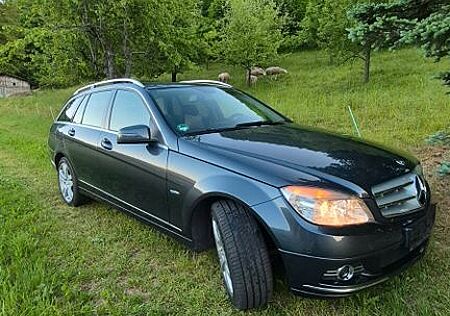 Mercedes-Benz C 180 CGI T BlueEFFICIENCY AVANTGARDE AVANTGARDE
