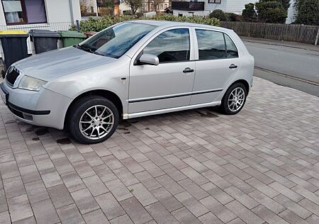 Skoda Fabia 1.0 Classic Classic