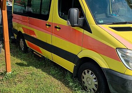 Mercedes-Benz Sprinter Krankentransport mit Equipment