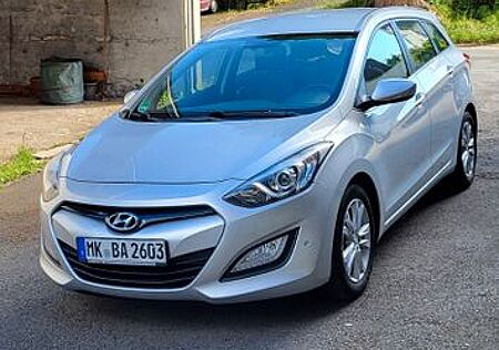 Hyundai i30 CW 1.4 Trend zuverlässiger Kombi