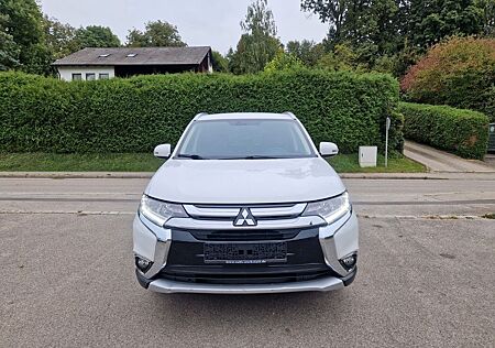 Mitsubishi Outlander Edition 100 2WD
