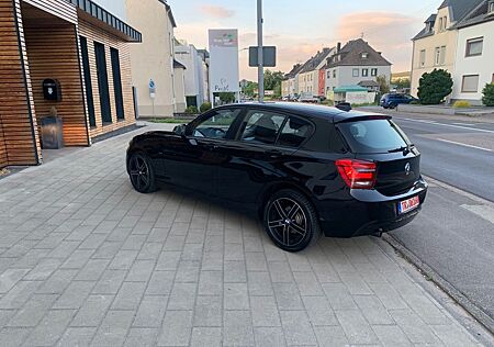 BMW 116i Sport Line-Garantie Klima/Shz/5Tür/PDC/BC/