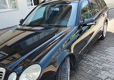 Mercedes-Benz E 320 TCDI ELEGANCE