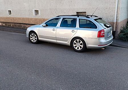 Skoda Octavia Combi 1.8T FSI Elegance Elegance